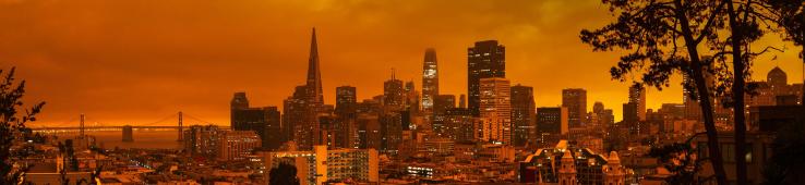 Orange skyline of San Francisco during extreme fires of 2020